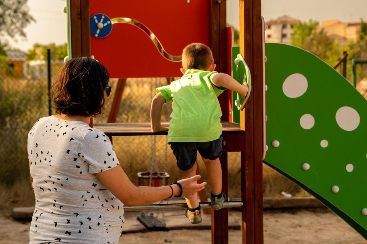 Slow Life Camping Venta Del Moro Bagian luar foto