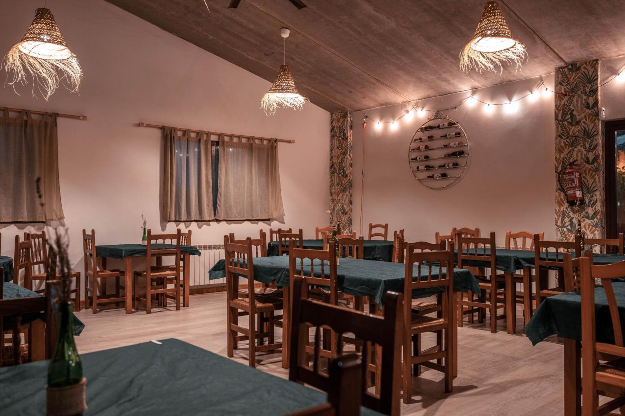 Slow Life Camping Venta Del Moro Bagian luar foto