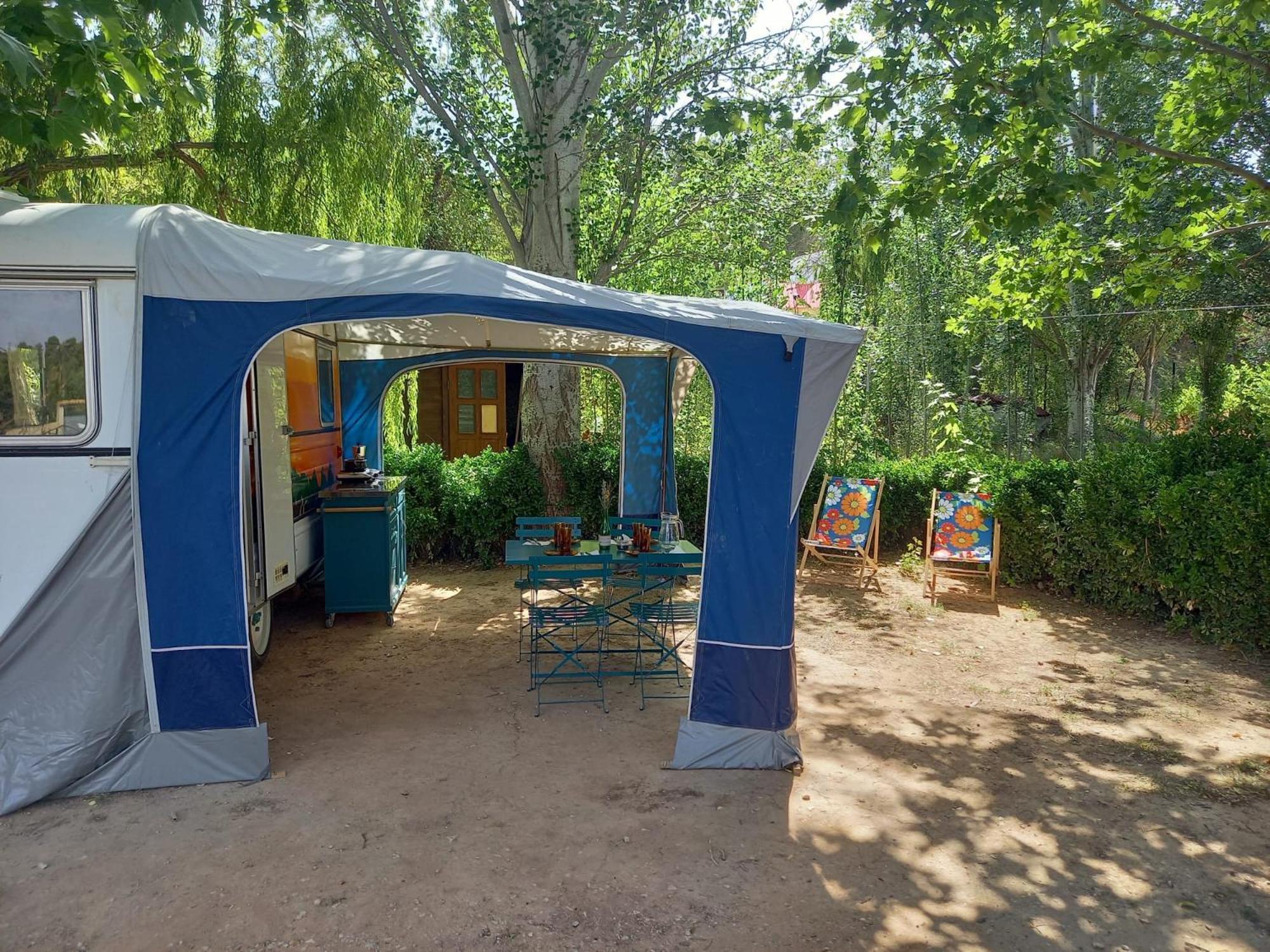 Slow Life Camping Venta Del Moro Bagian luar foto