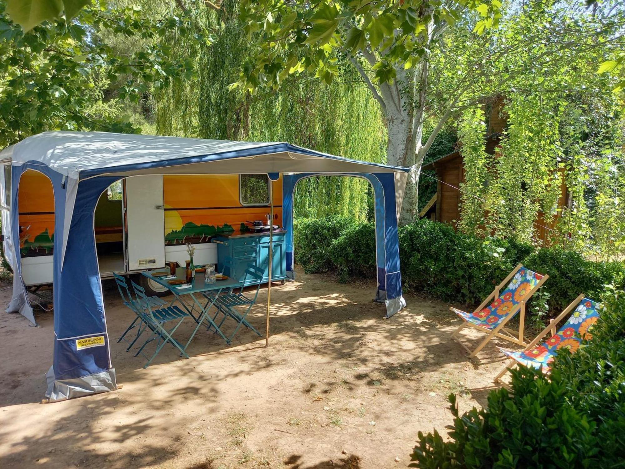 Slow Life Camping Venta Del Moro Bagian luar foto