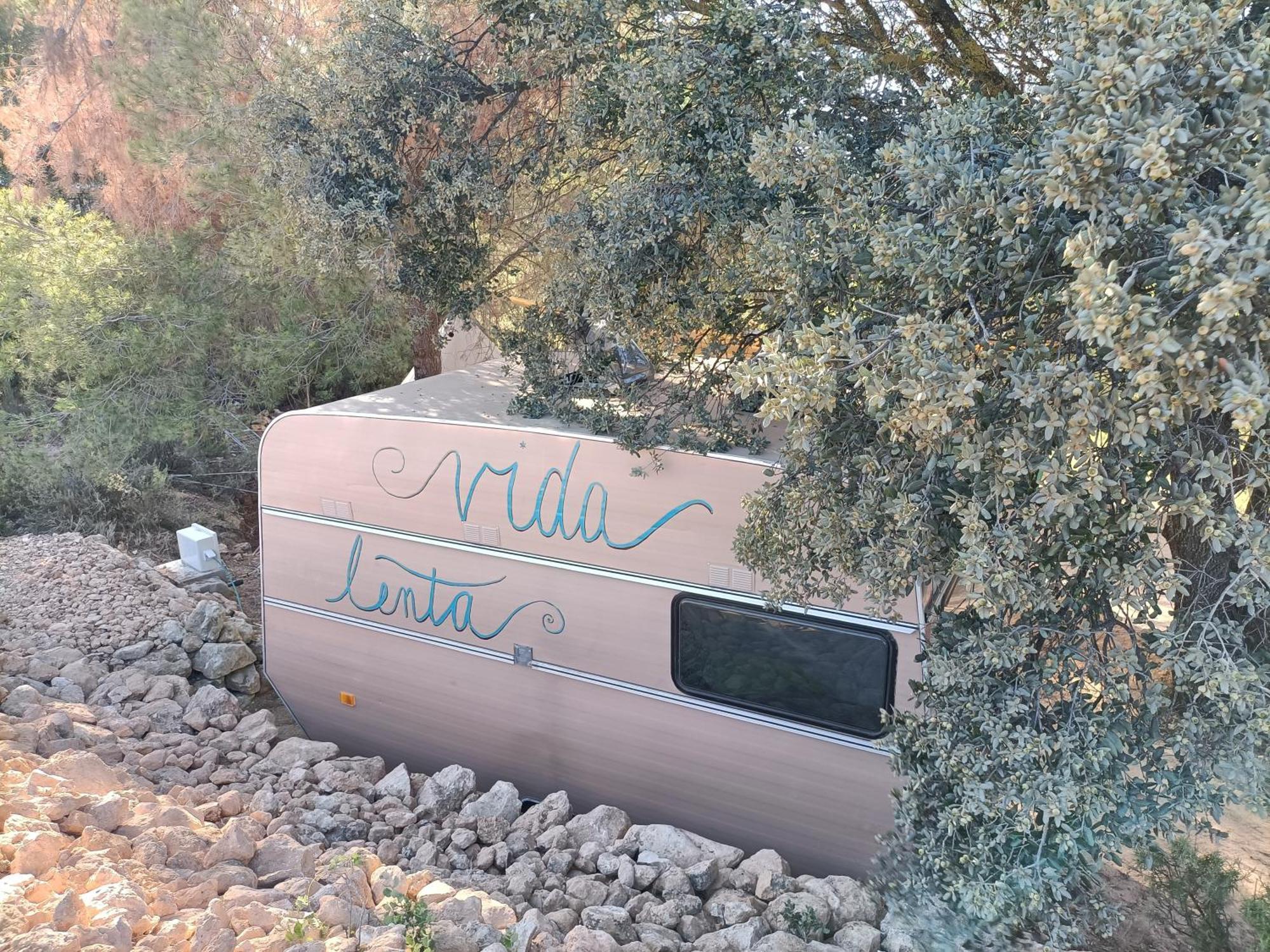Slow Life Camping Venta Del Moro Bagian luar foto